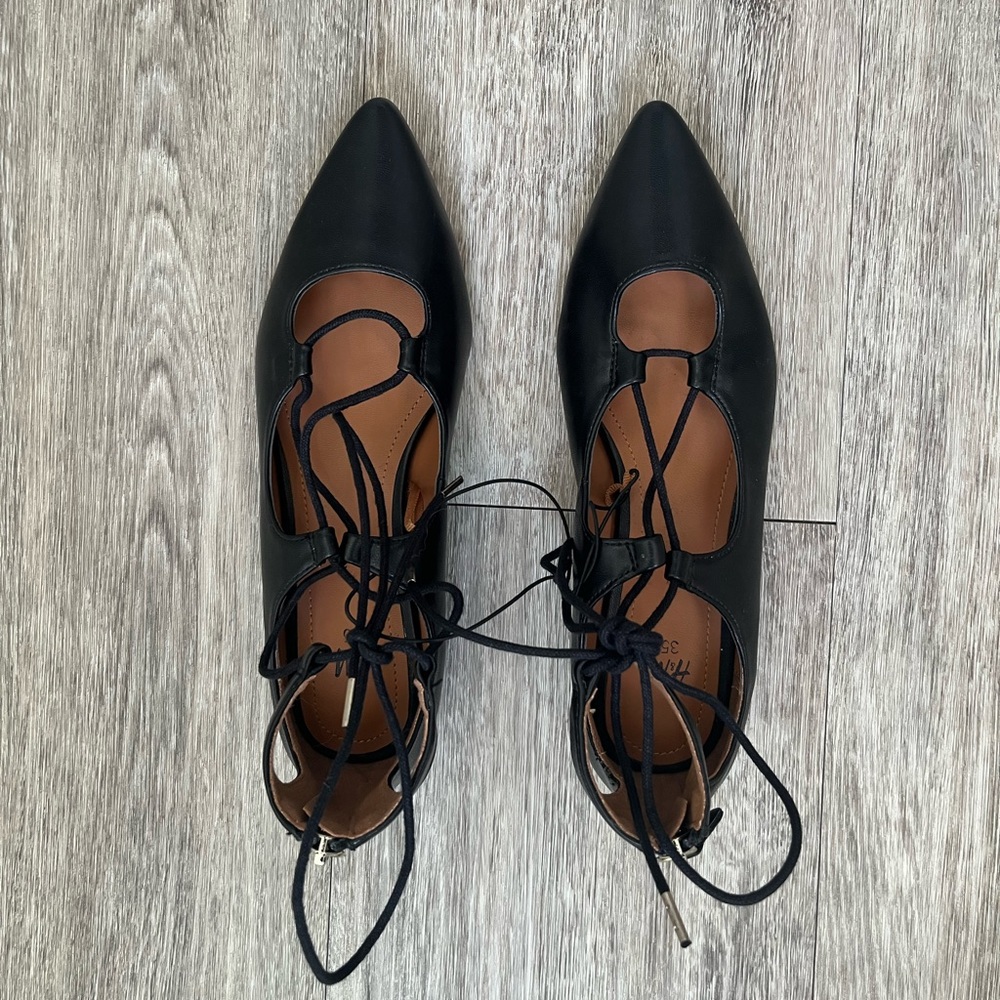 Black Ballet Flats